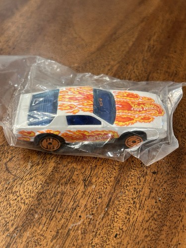 Hot wheels white flamed s - flamed, 80's